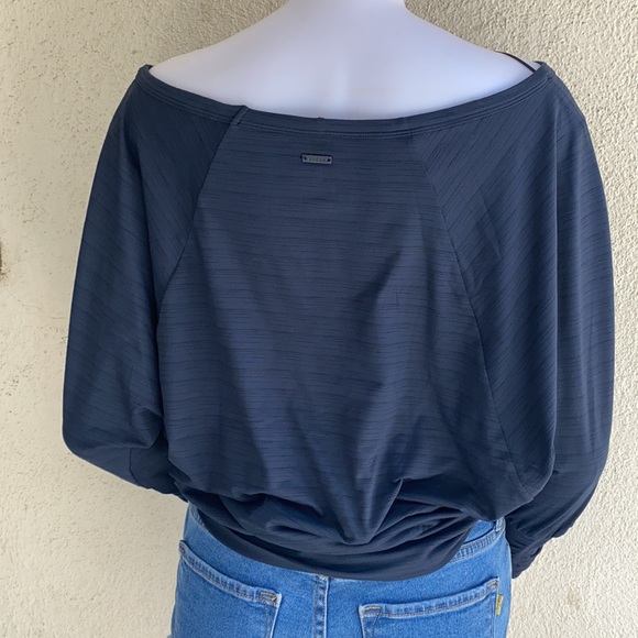 PRANA WOMAN T-SHIRT SHORT WIDE SLEEVES - Picture 4 of 8